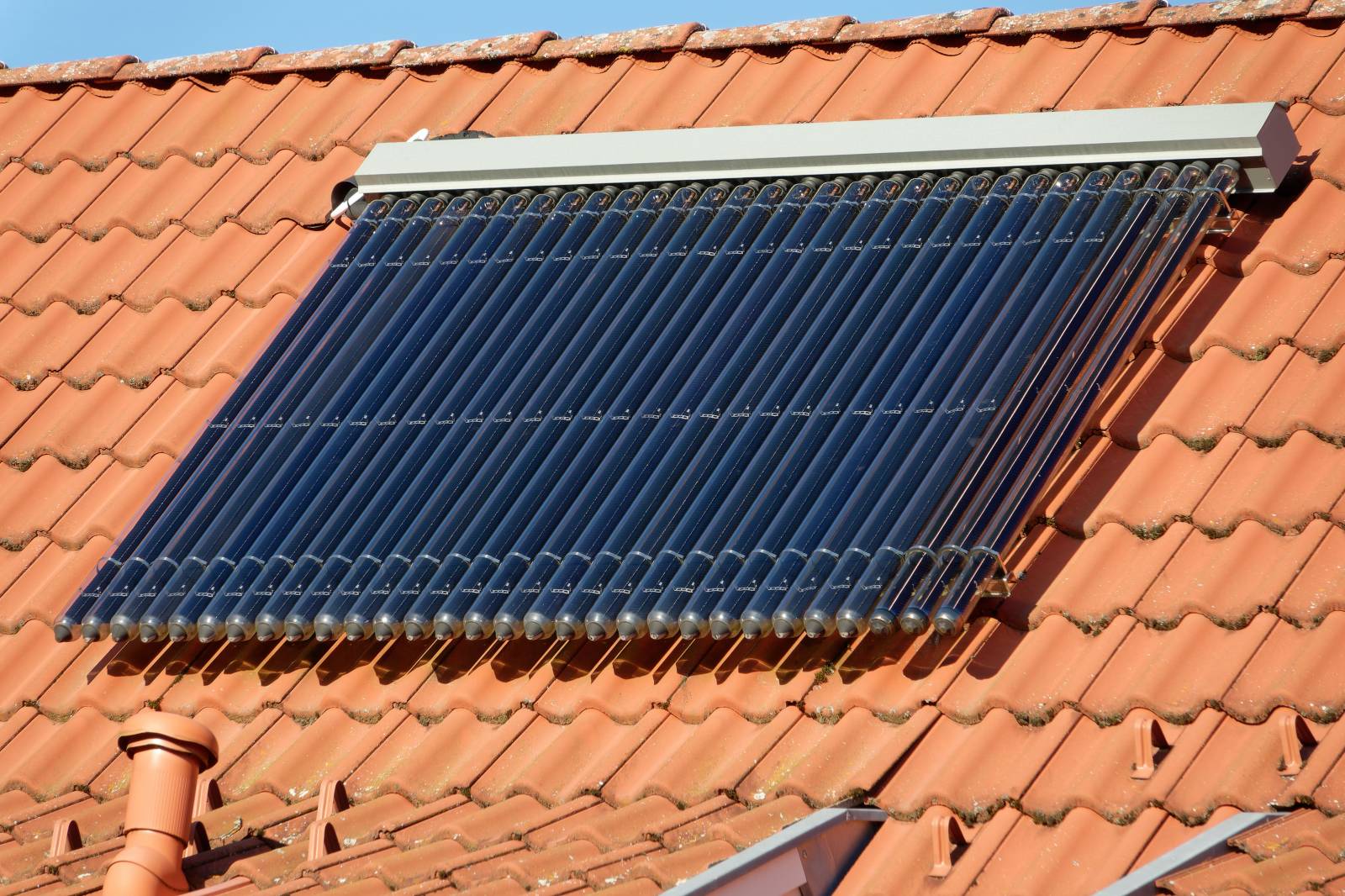 Comment fonctionnent les panneaux solaires thermiques pour un logement à Colombes en Ile-de-France