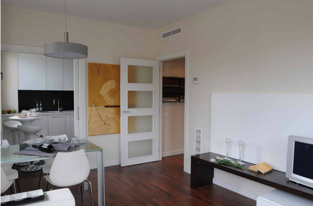 Installation climatisation gainable Mitsubishi Electric dans une cuisine à Colombes