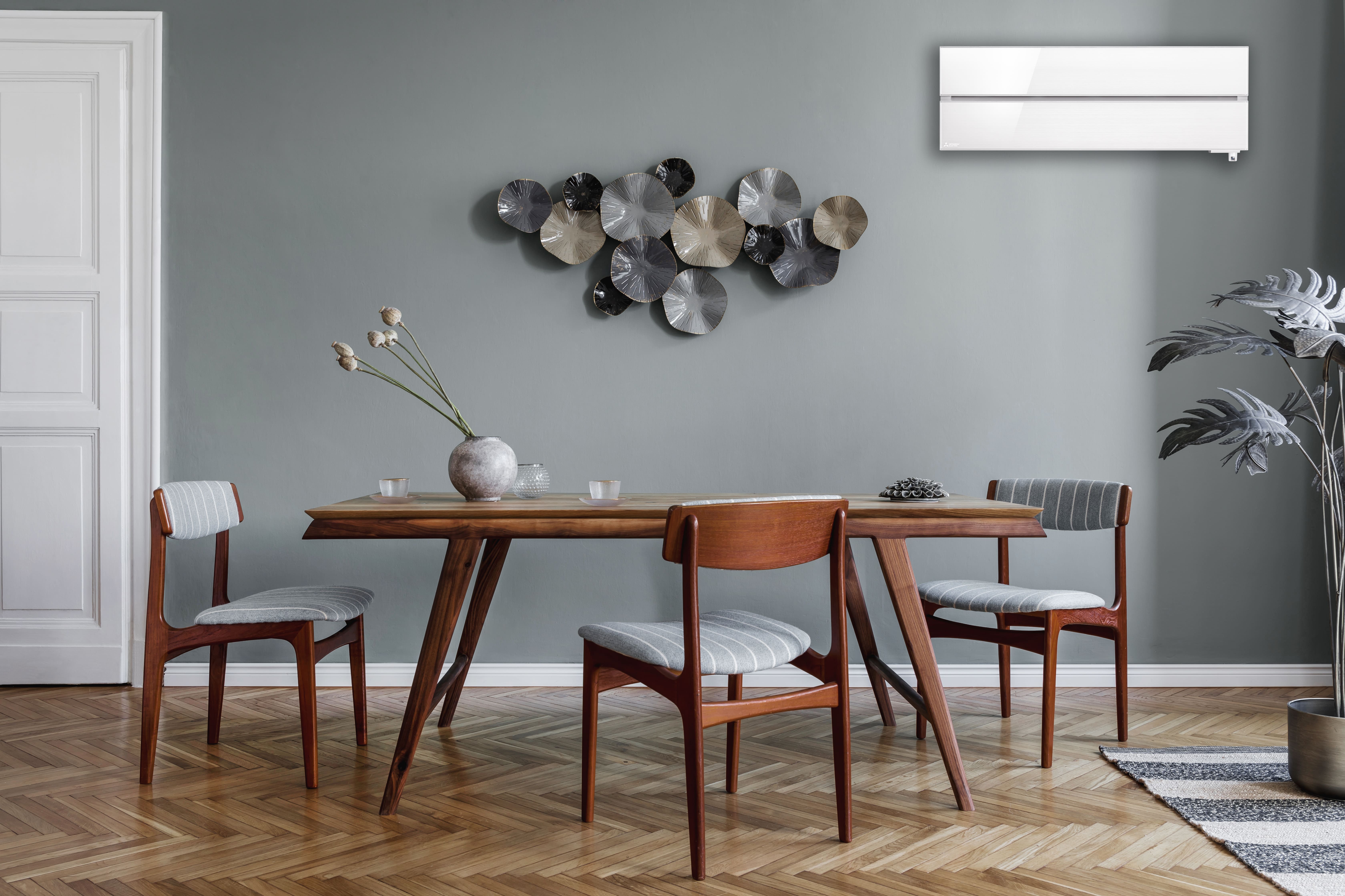 Climatisation Inverter dans une salle à manger d'appartement à Saint-Germain-En-Laye