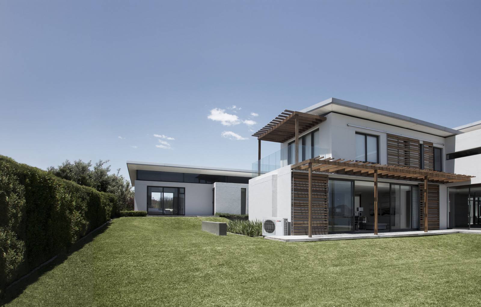 Installation de climatisation réversible dans un logement à Saint-Germain-En-Laye