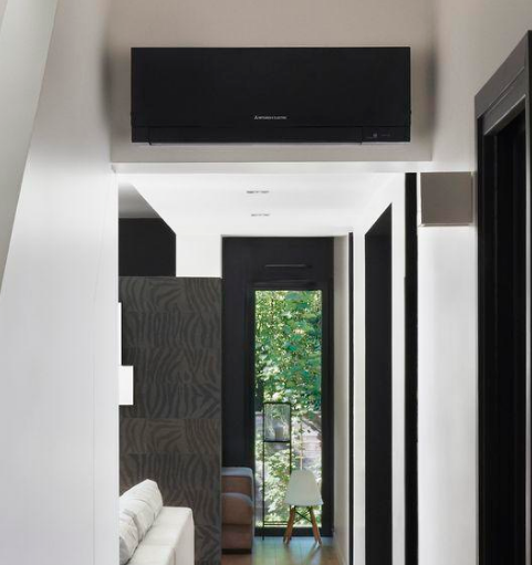 Pompe à chaleur air air dans un couloir proche de Sartrouville